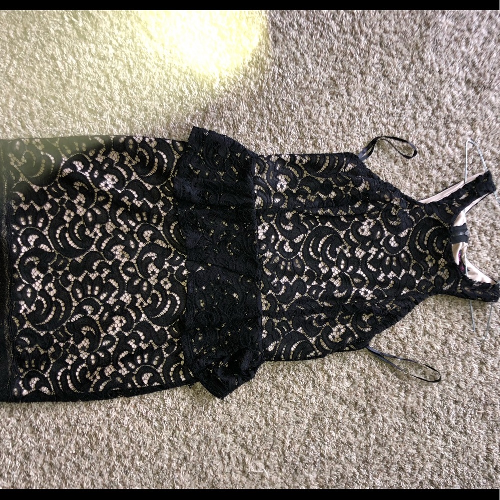 Short formal dress